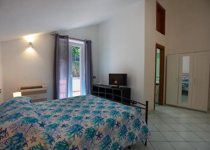 Panoramico La Rosa Dei Venti-libeccio 아파트 *